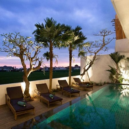 The Kd Suites & Coffee Shop Munggu Ngoại thất bức ảnh