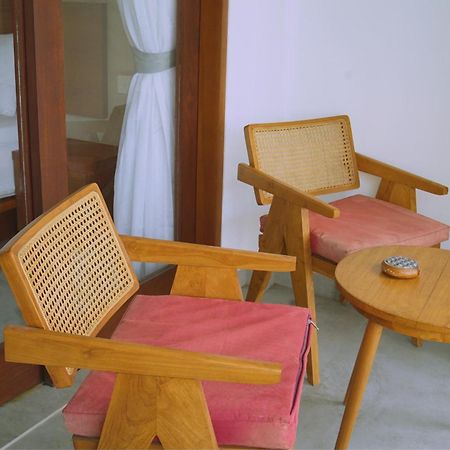 The Kd Suites & Coffee Shop Munggu Ngoại thất bức ảnh
