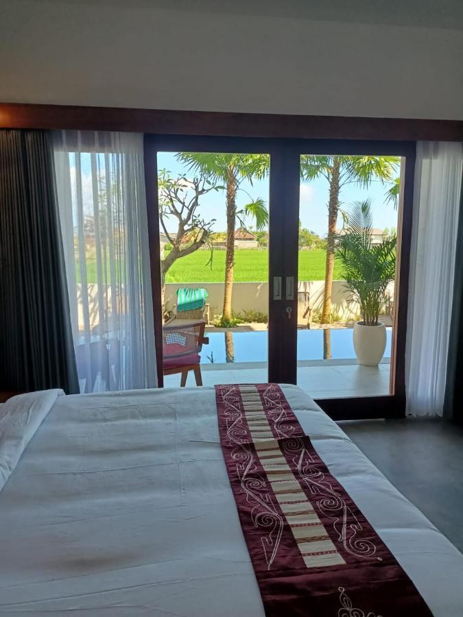 The Kd Suites & Coffee Shop Munggu Ngoại thất bức ảnh