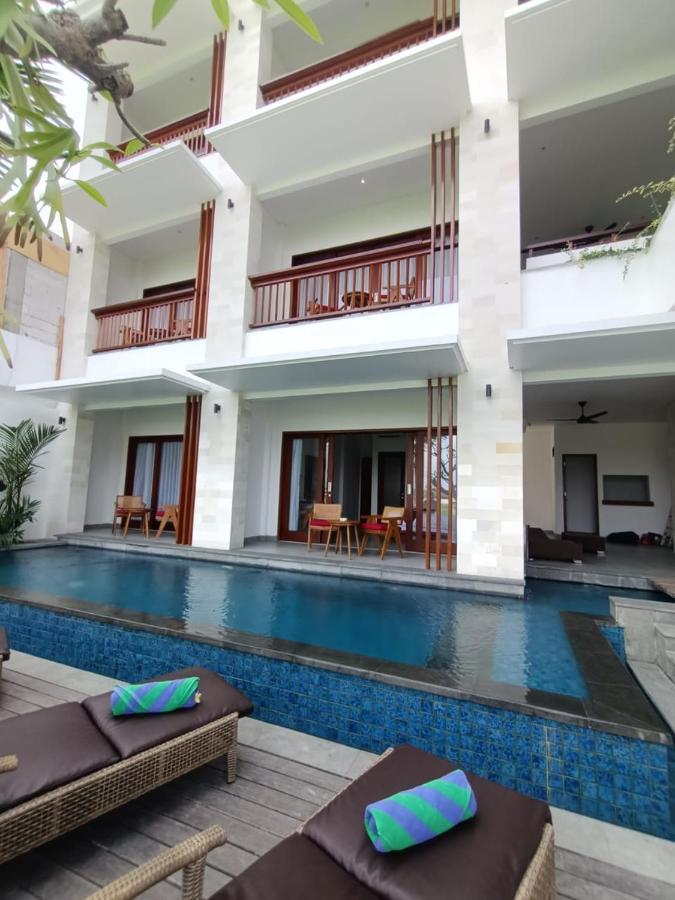 The Kd Suites & Coffee Shop Munggu Ngoại thất bức ảnh