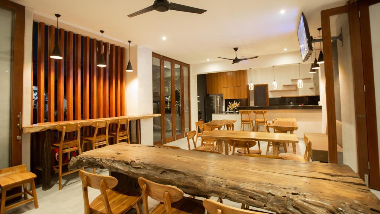 The Kd Suites & Coffee Shop Munggu Ngoại thất bức ảnh