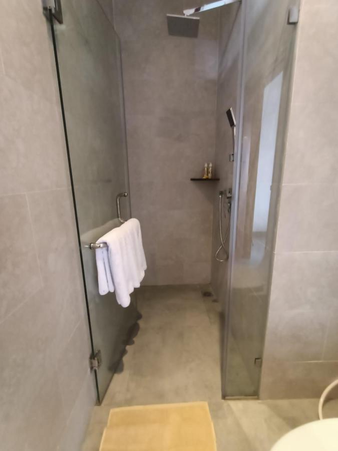 The Kd Suites & Coffee Shop Munggu Ngoại thất bức ảnh