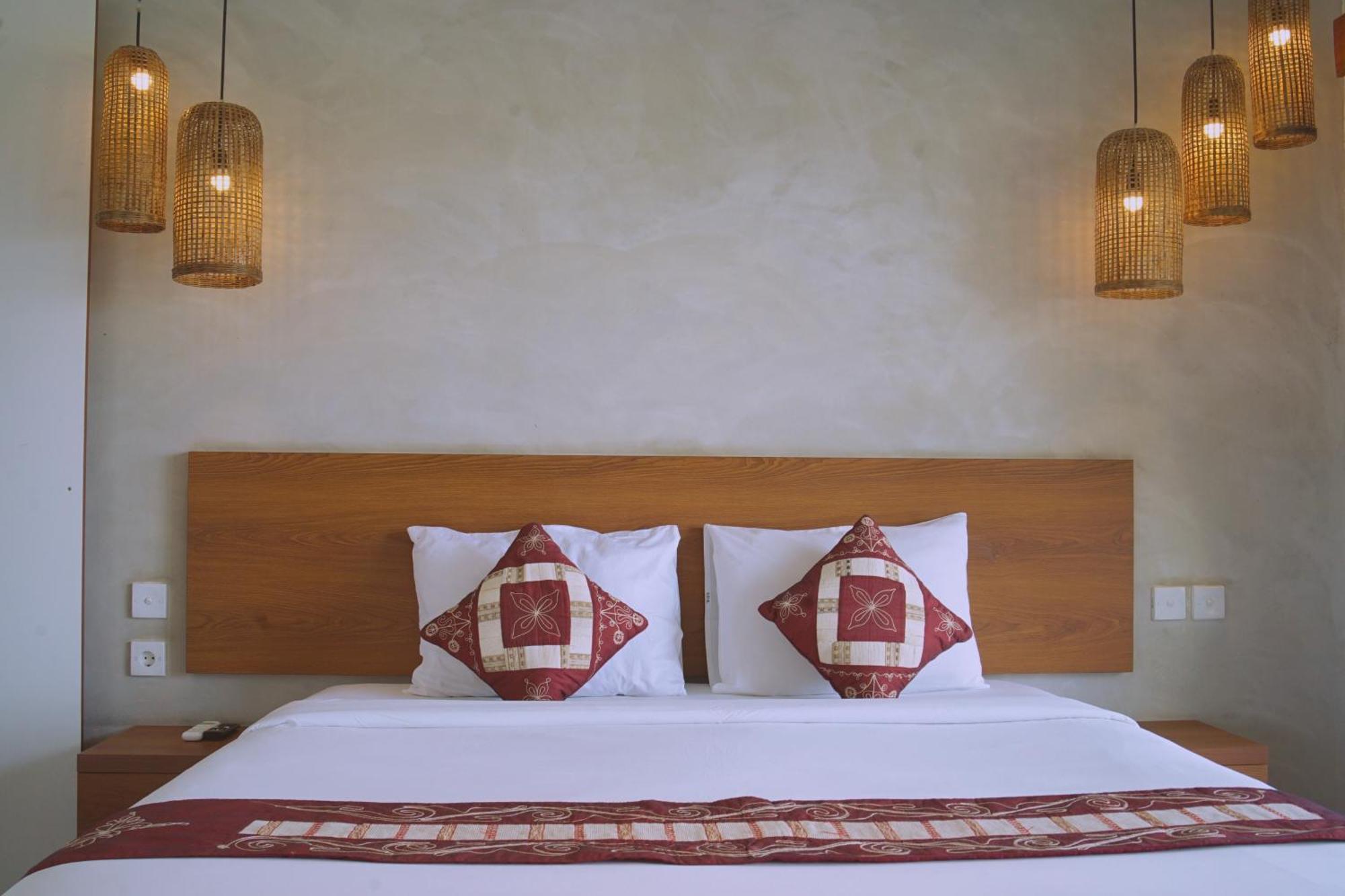 The Kd Suites & Coffee Shop Munggu Ngoại thất bức ảnh