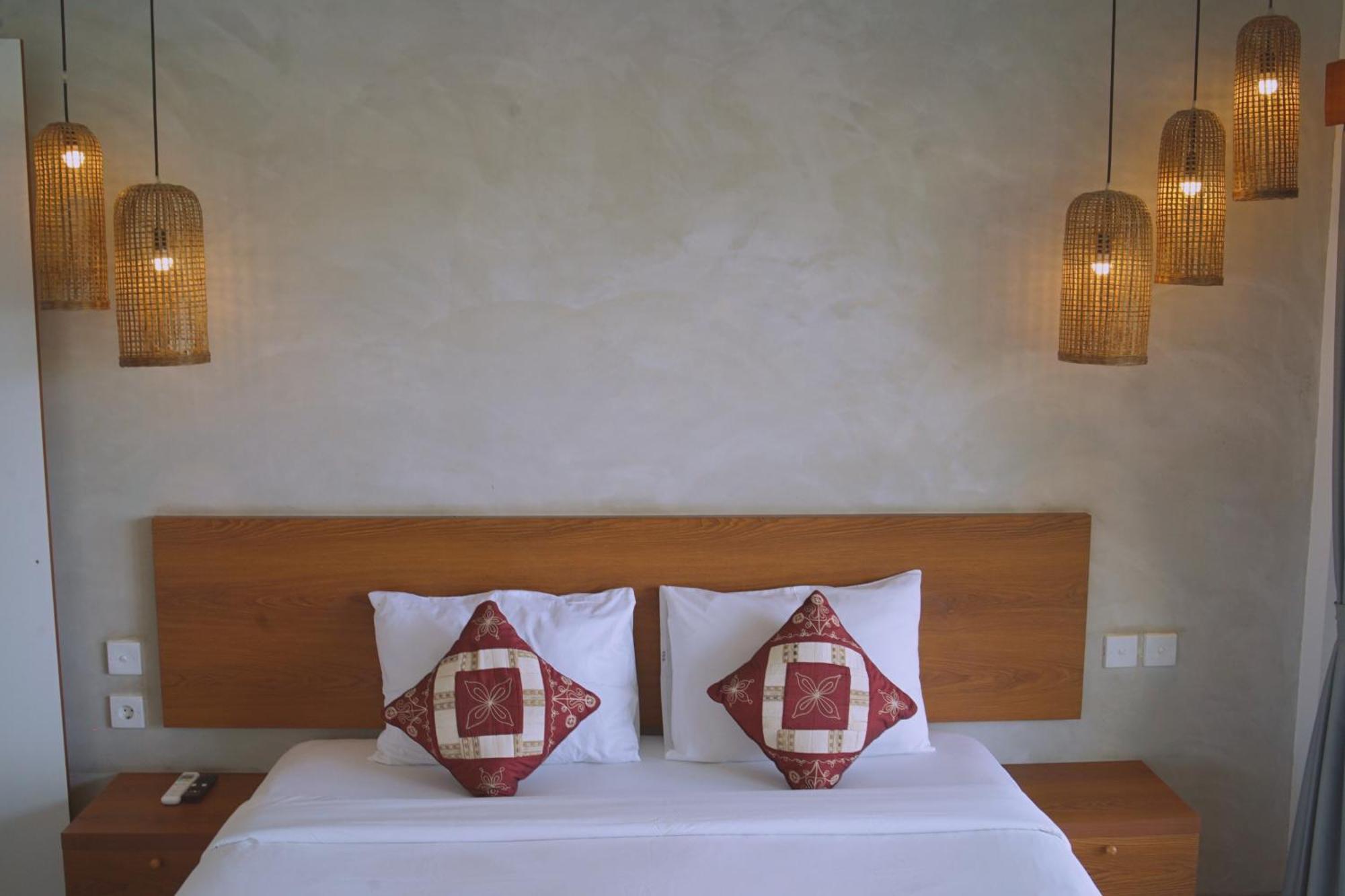 The Kd Suites & Coffee Shop Munggu Ngoại thất bức ảnh