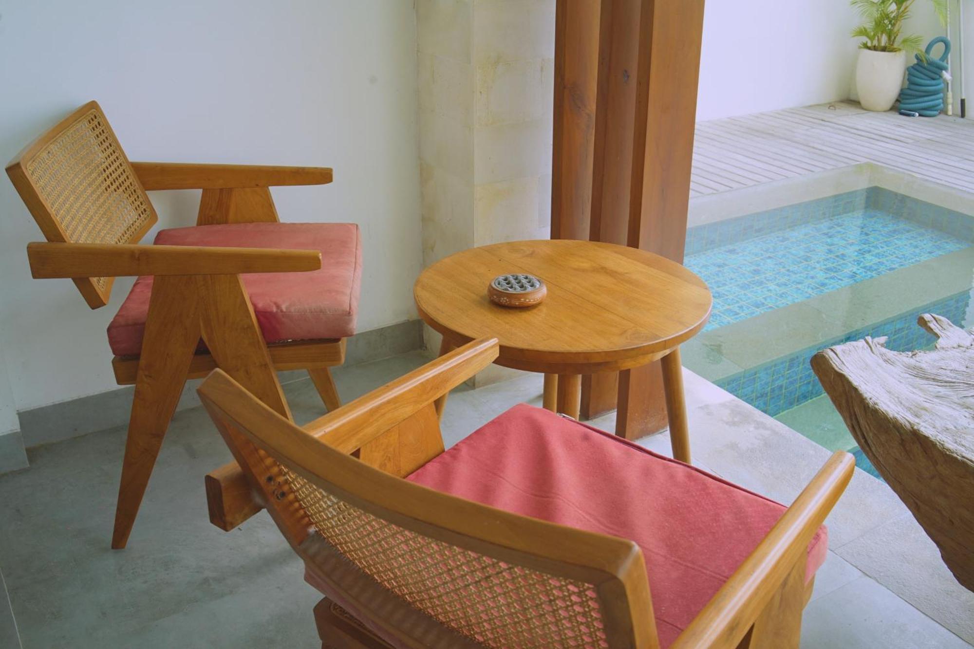 The Kd Suites & Coffee Shop Munggu Ngoại thất bức ảnh