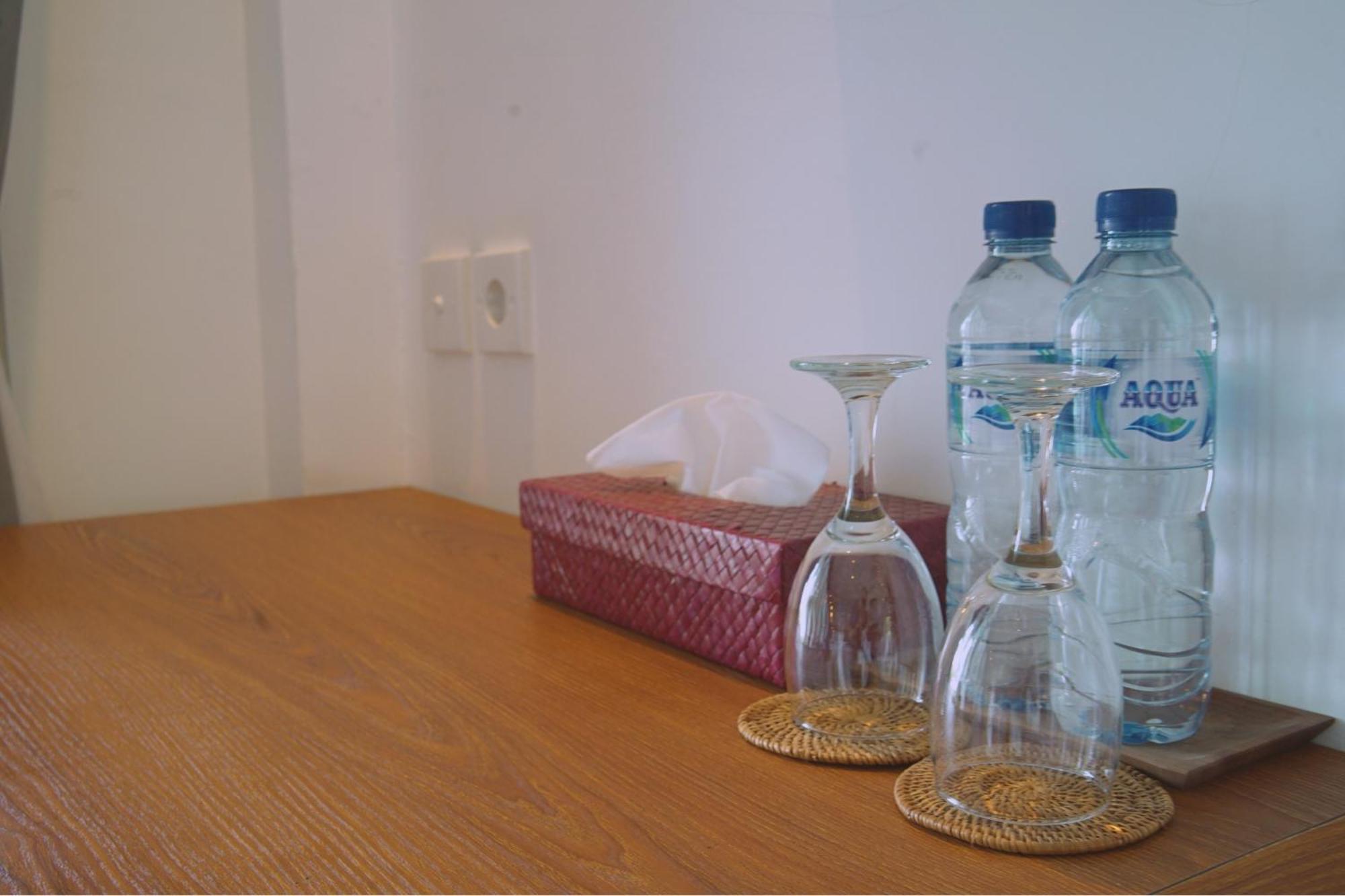 The Kd Suites & Coffee Shop Munggu Ngoại thất bức ảnh